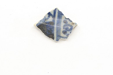 Blue-white earthenware (faience), 