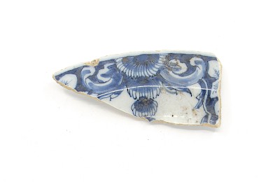 Blue-white earthenware (faience), 