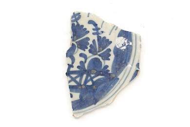 Blue-white earthenware (faience)