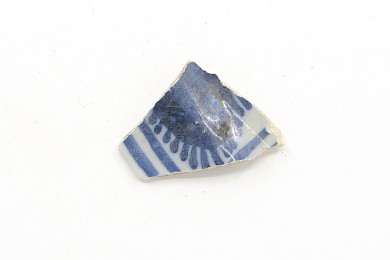 Blue-white earthenware (faience), 