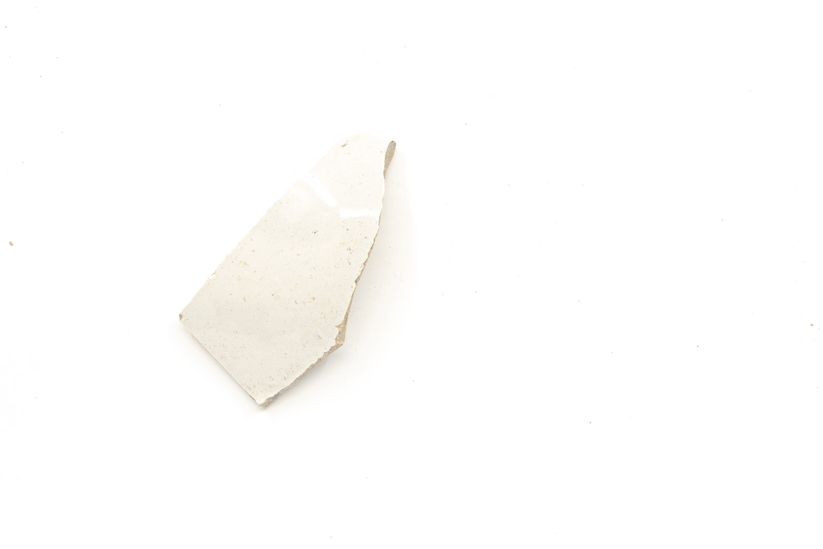 White-fired tin-glazed fragments,